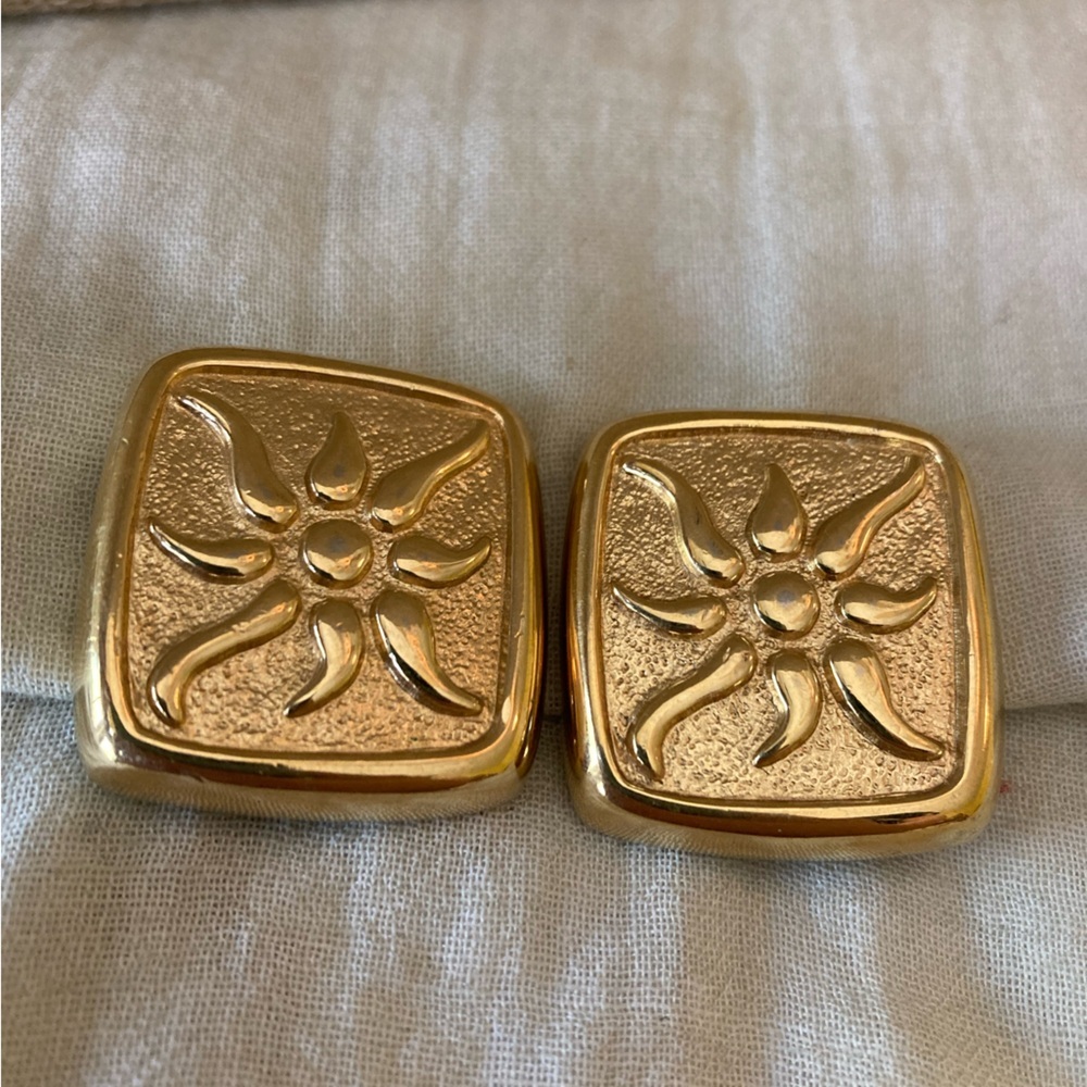 Givenchy Vintage Starburst Sunburst Square‎ Clip on Earrings - Picture 6 of 10